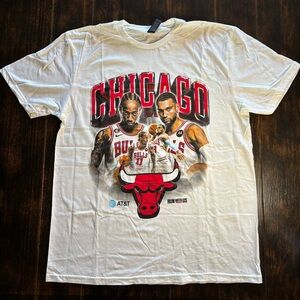 Chicago Bulls White Graphic T-Shirt